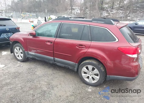 2012 Subaru Outback 2.5I Premium z USA, uszkodzony, nr VIN 4S4BRBGC8C3200097